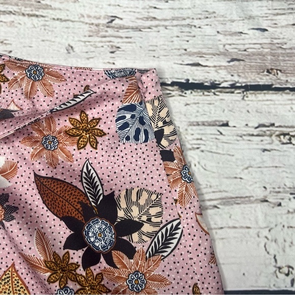 NWT Loft Pink Floral Print Fluted Midi Skirt Size 4 - Picture 5 of 12